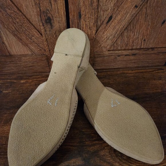 NEW 🏵 REPORT FLATS - Picture 2 of 4